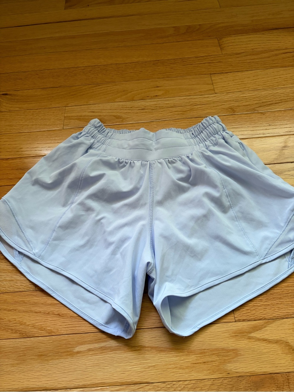lululemon Hotty Hot Pale Blue Women's Athletic Shorts, size 2, 4-inch inseam